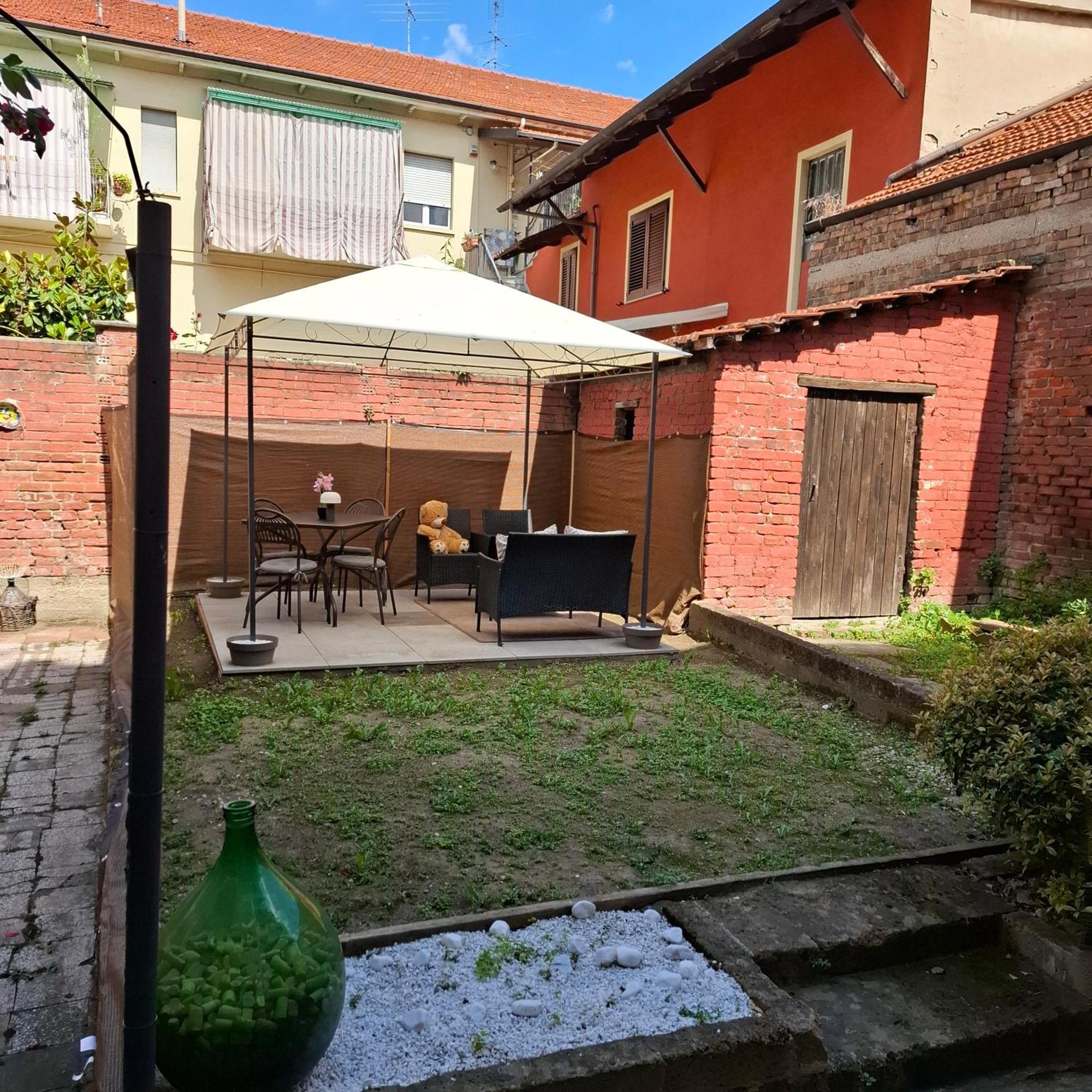 Appartamento Casa Magenta Asti Esterno foto